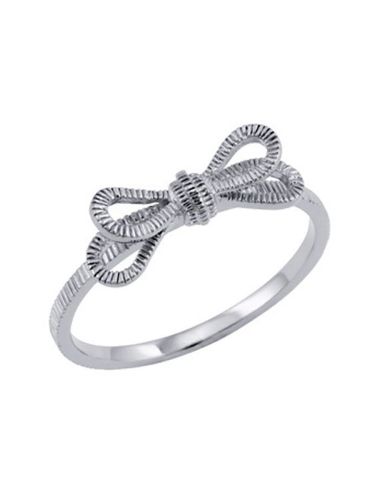Кольцо из серебра р. 16,6 NINA RICCI